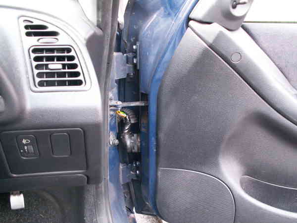 Peugeot 306 1997 drivers door wiring loom 6542.vq